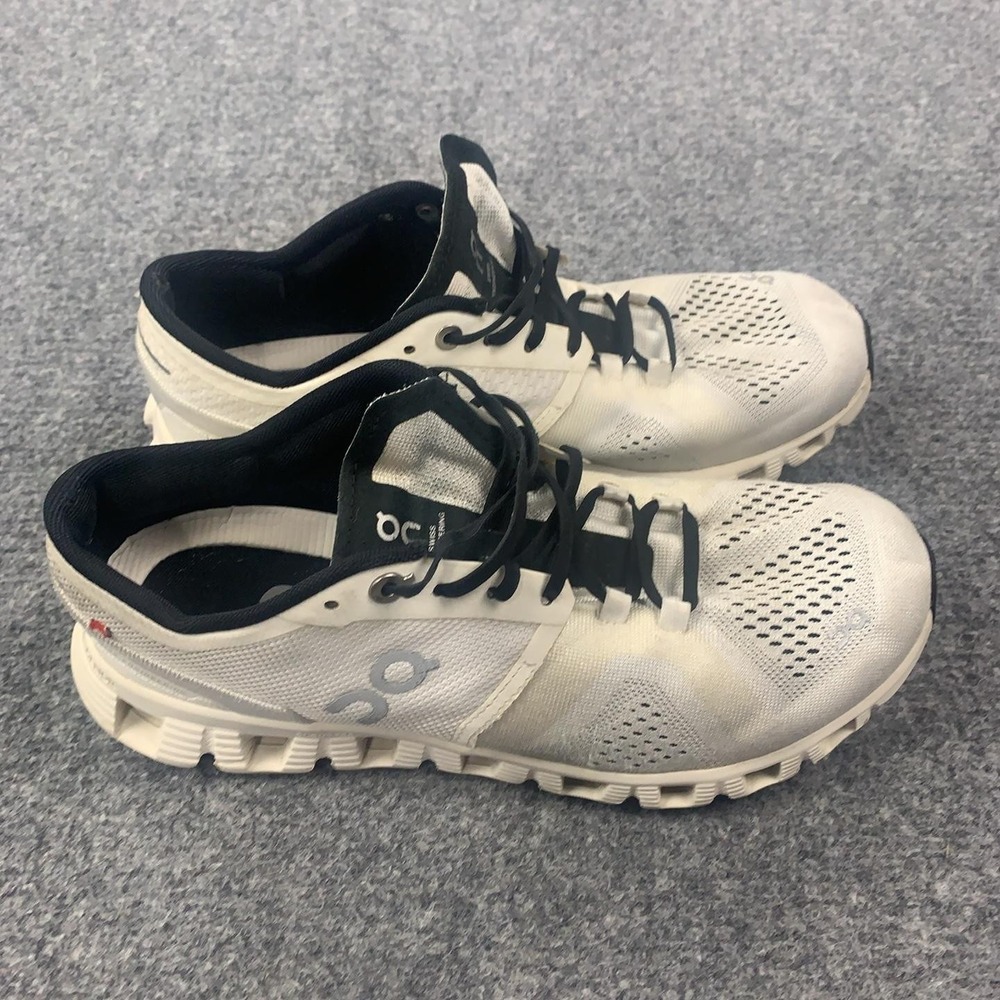 On Running Shoes Womens Size 8 White CloudTec Running Sneakers 40.99792 Athletic